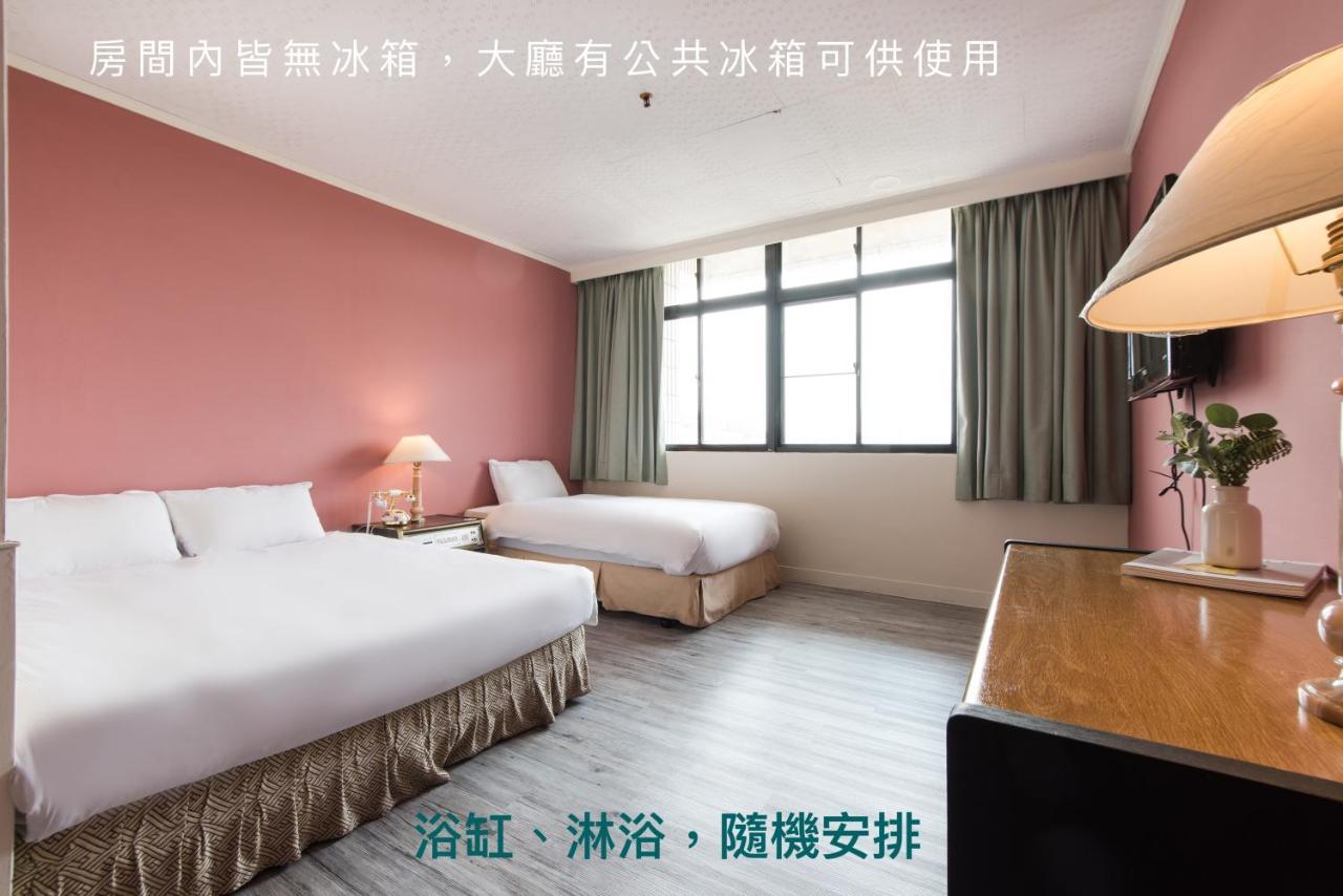 Back Home Hotel Chiayi Exterior foto